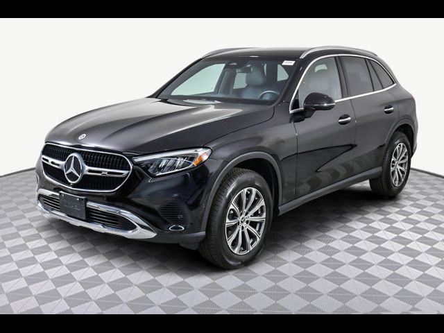 2024 Mercedes-Benz GLC 300