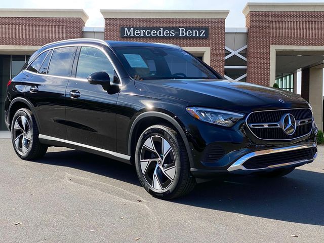 2024 Mercedes-Benz GLC 300