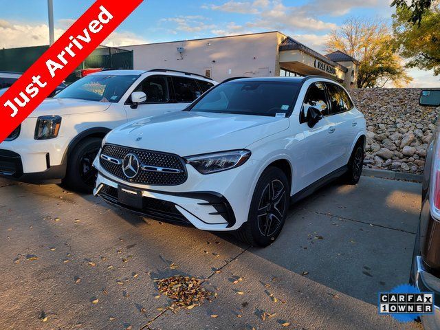 2024 Mercedes-Benz GLC 300