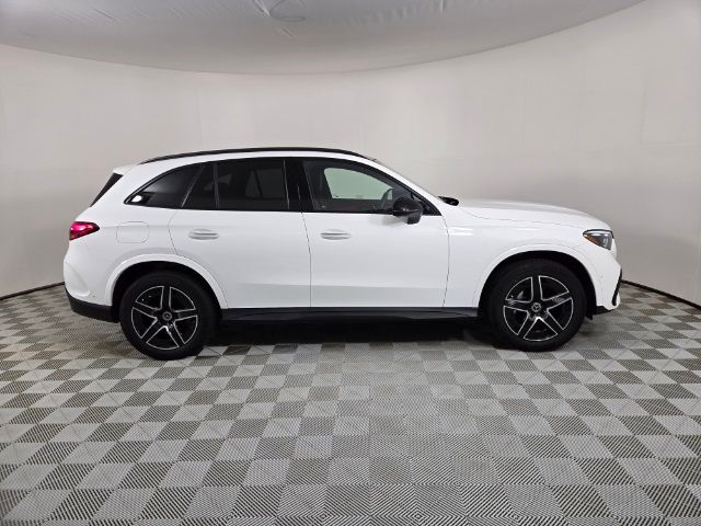 2024 Mercedes-Benz GLC 300