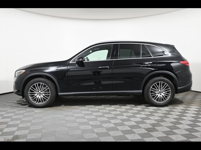 2024 Mercedes-Benz GLC 300