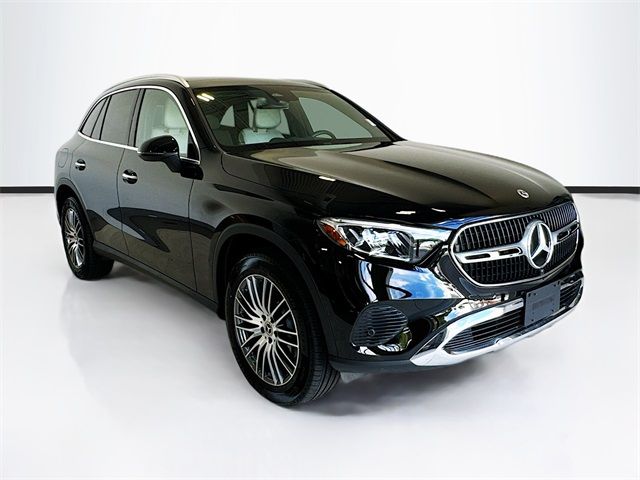 2024 Mercedes-Benz GLC 300