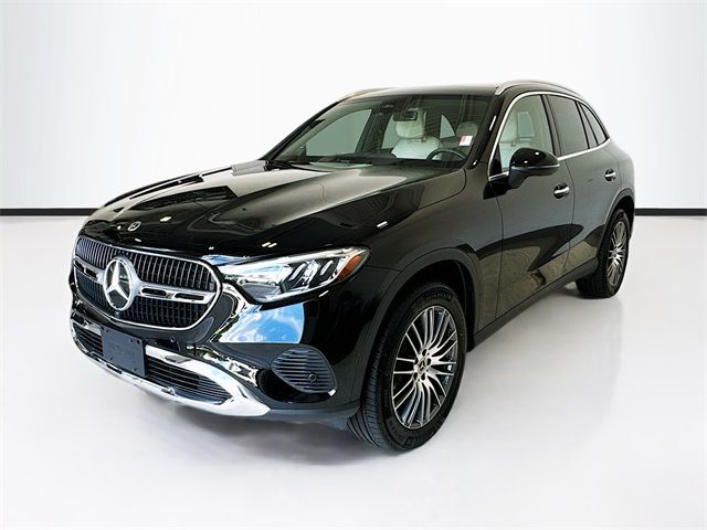 2024 Mercedes-Benz GLC 300