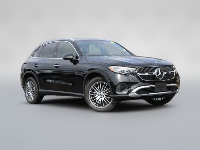 2024 Mercedes-Benz GLC 300