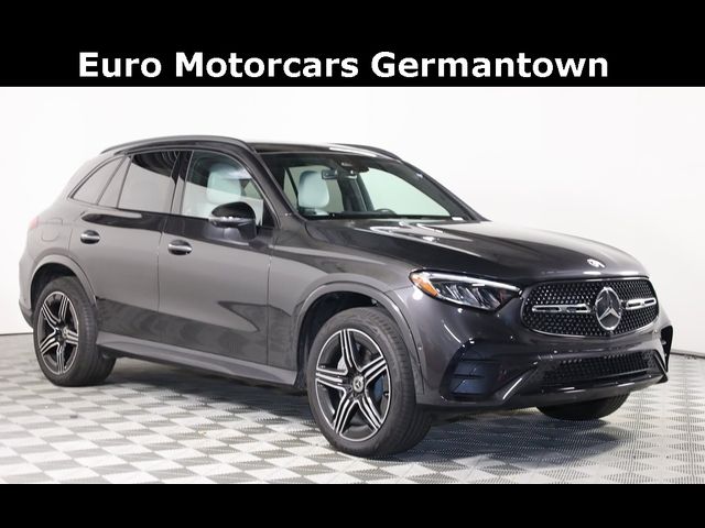 2024 Mercedes-Benz GLC 300