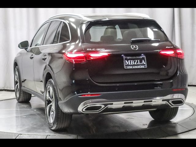 2024 Mercedes-Benz GLC 300