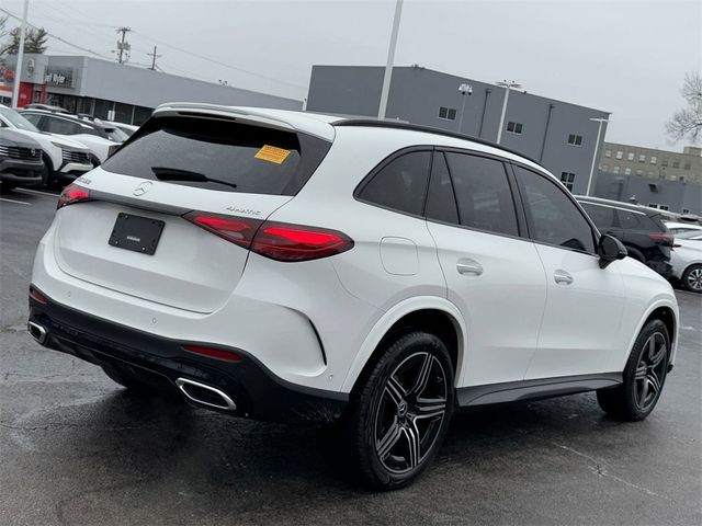 2024 Mercedes-Benz GLC 300