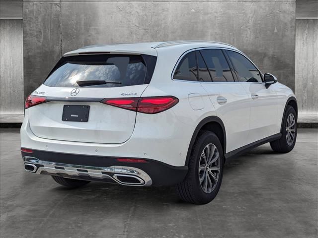 2024 Mercedes-Benz GLC 300