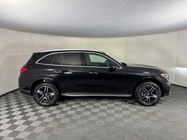 2024 Mercedes-Benz GLC 300