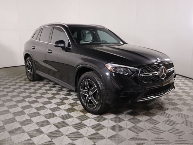 2024 Mercedes-Benz GLC 300