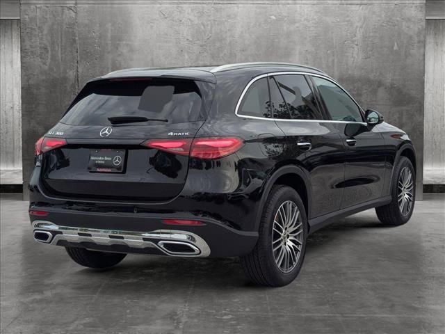 2024 Mercedes-Benz GLC 300