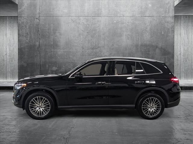 2024 Mercedes-Benz GLC 300