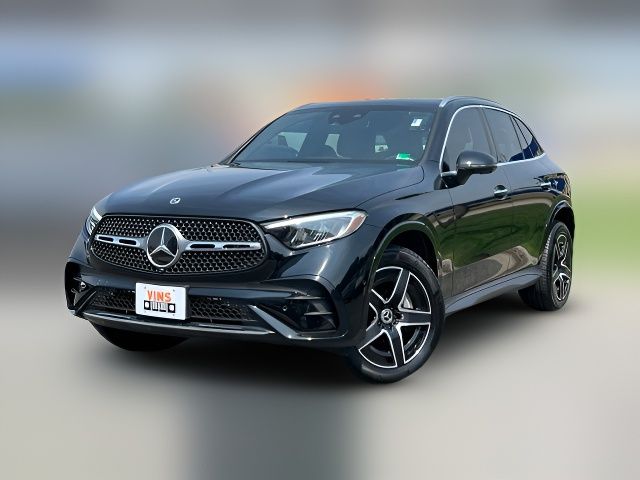2024 Mercedes-Benz GLC 300