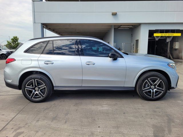 2024 Mercedes-Benz GLC 300