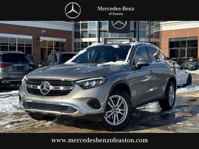 2024 Mercedes-Benz GLC 300