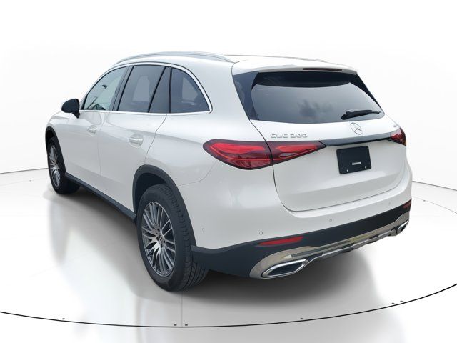 2024 Mercedes-Benz GLC 300