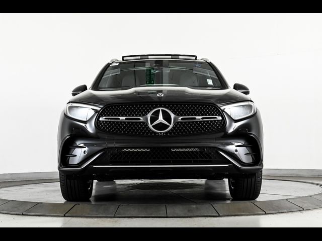 2024 Mercedes-Benz GLC 300