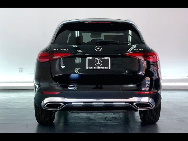 2024 Mercedes-Benz GLC 300