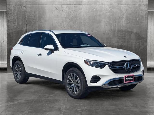 2024 Mercedes-Benz GLC 300