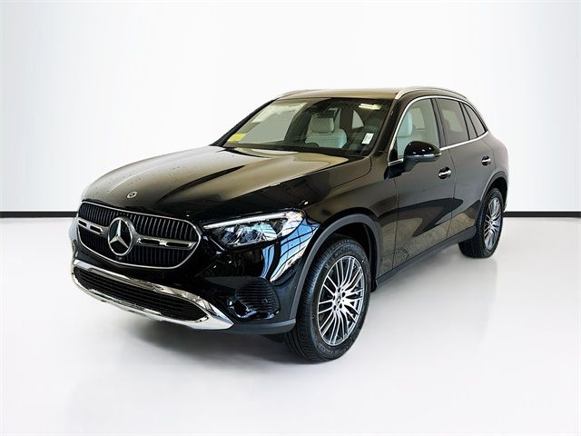 2024 Mercedes-Benz GLC 300