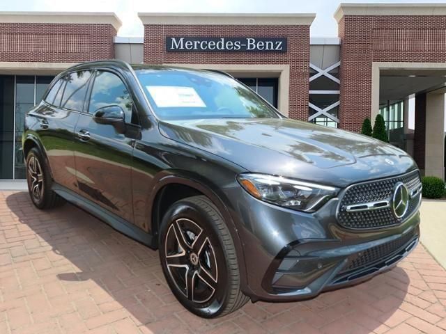 2024 Mercedes-Benz GLC 300