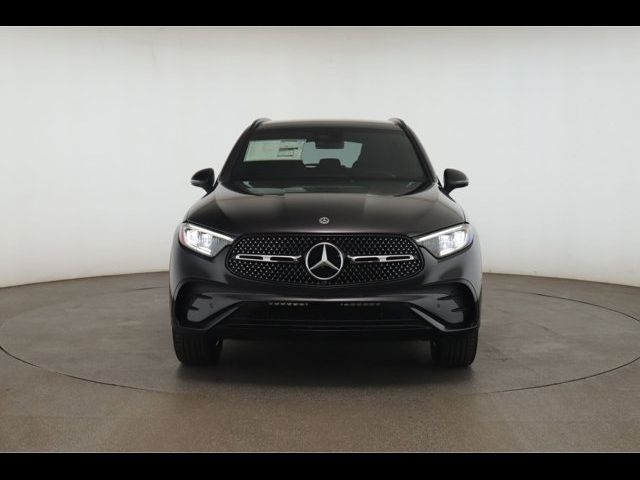 2024 Mercedes-Benz GLC 300