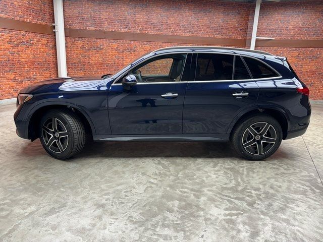 2024 Mercedes-Benz GLC 300