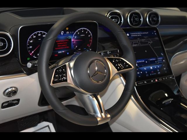 2024 Mercedes-Benz GLC 300