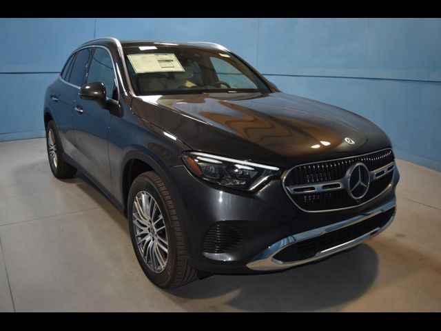 2024 Mercedes-Benz GLC 300