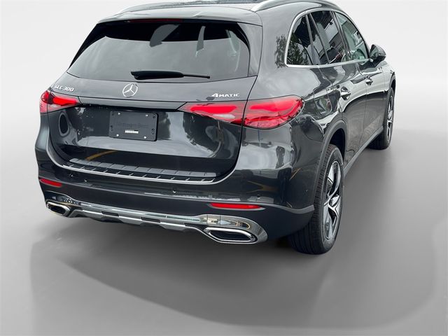 2024 Mercedes-Benz GLC 300