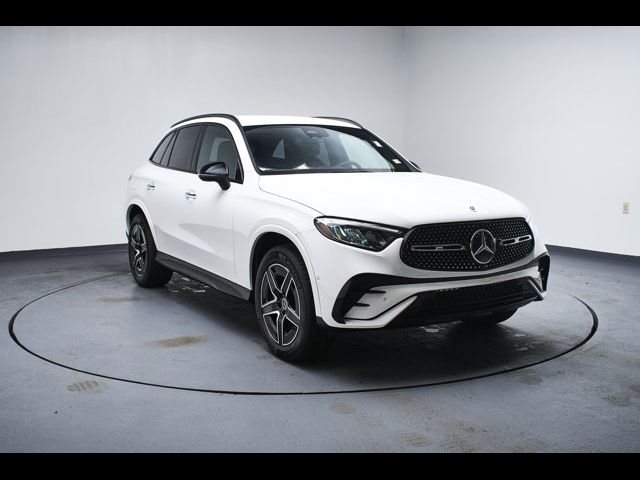 2024 Mercedes-Benz GLC 300