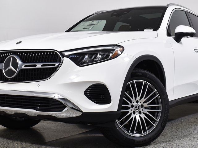 2024 Mercedes-Benz GLC 300