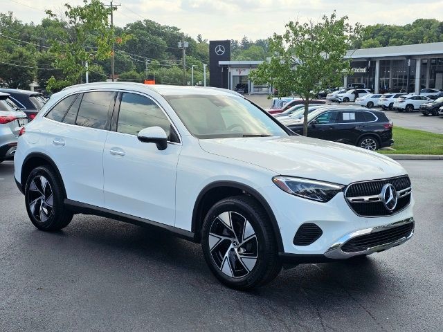 2024 Mercedes-Benz GLC 300