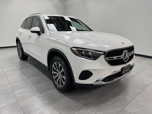 2024 Mercedes-Benz GLC 300