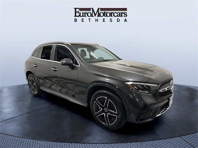 2024 Mercedes-Benz GLC 300