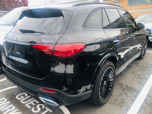2024 Mercedes-Benz GLC 300