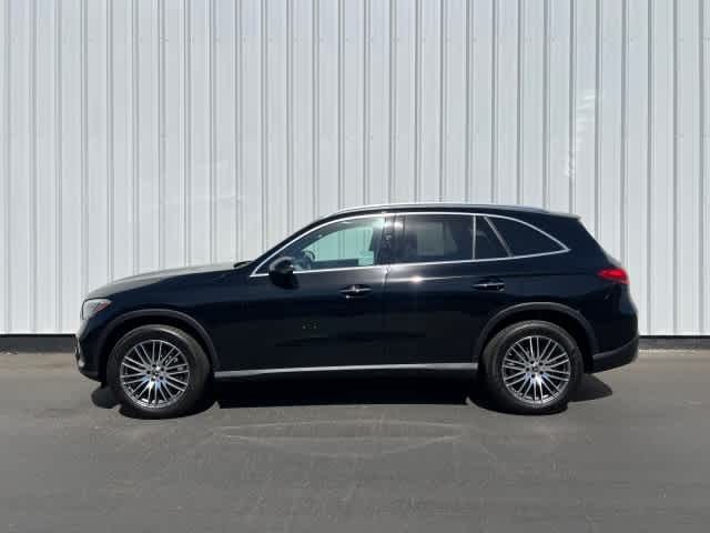 2024 Mercedes-Benz GLC 300