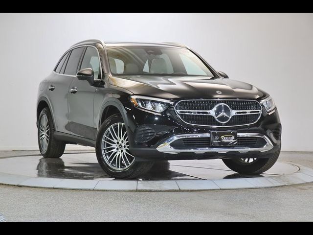 2024 Mercedes-Benz GLC 300