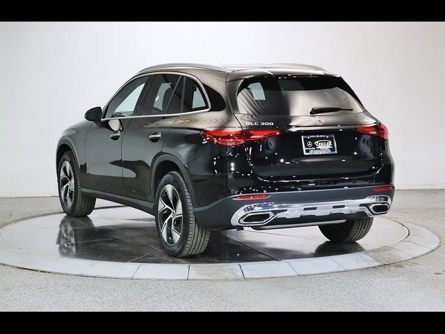 2024 Mercedes-Benz GLC 300