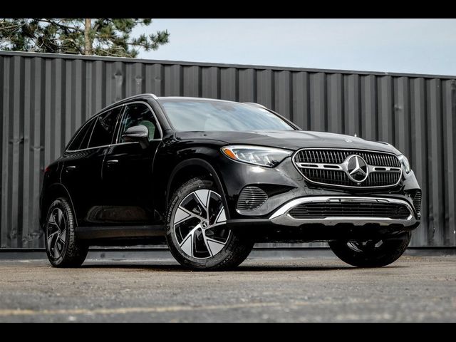 2024 Mercedes-Benz GLC 300