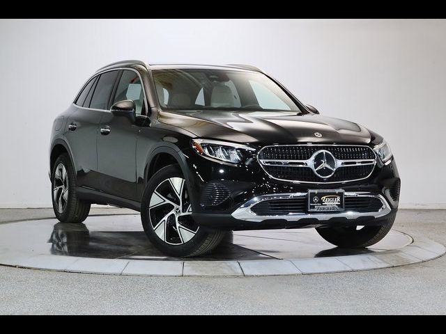 2024 Mercedes-Benz GLC 300