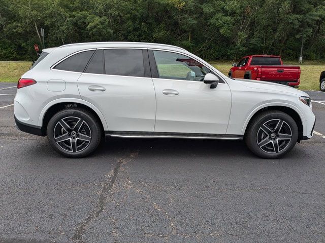 2024 Mercedes-Benz GLC 300