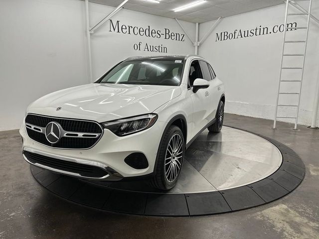 2024 Mercedes-Benz GLC 300