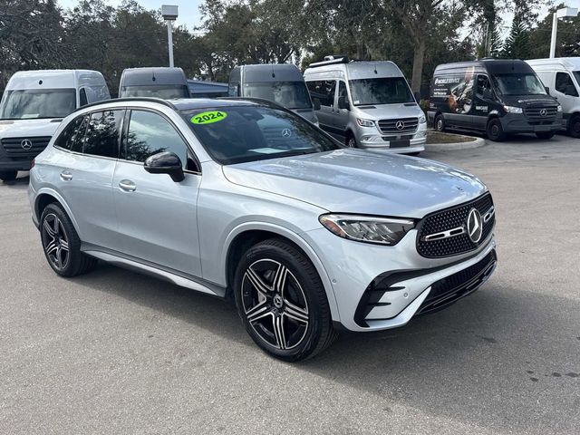 2024 Mercedes-Benz GLC 300