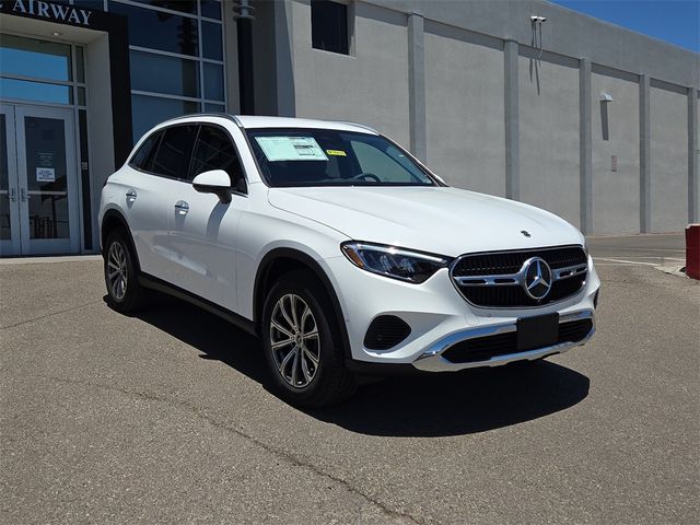 2024 Mercedes-Benz GLC 300