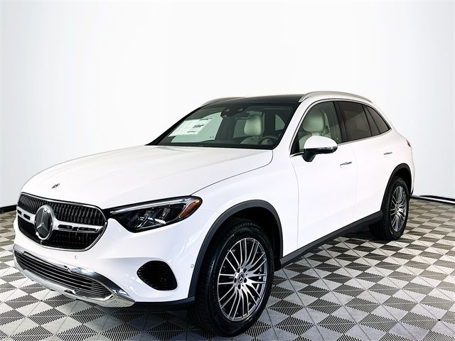 2024 Mercedes-Benz GLC 300