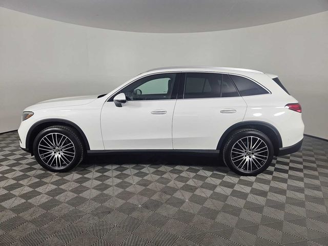 2024 Mercedes-Benz GLC 300