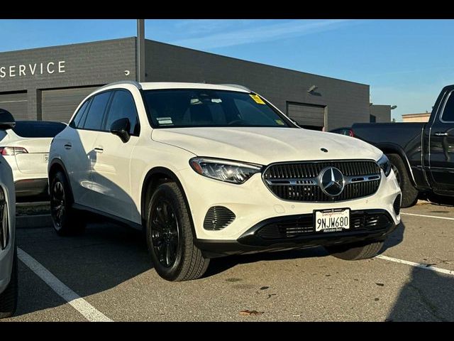 2024 Mercedes-Benz GLC 300