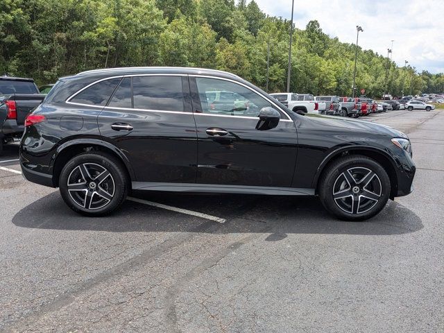 2024 Mercedes-Benz GLC 300