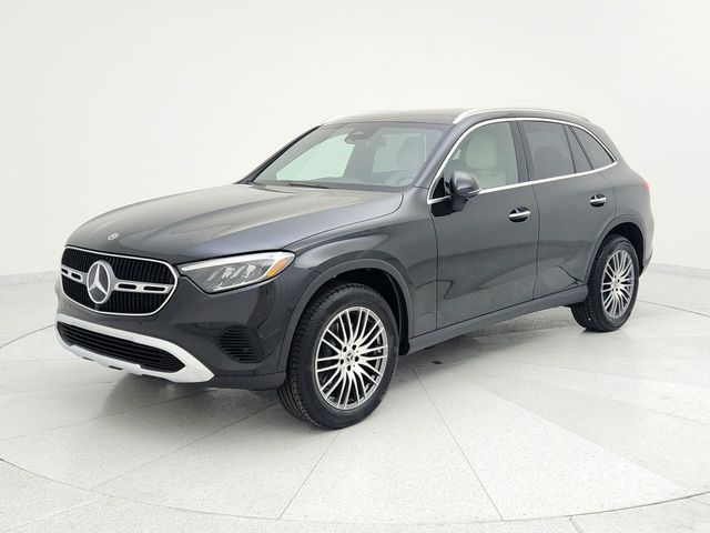 2024 Mercedes-Benz GLC 300